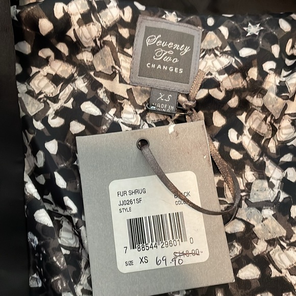 Seventy Two Changes Faux Fur Jacket - Picture 4 of 4